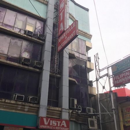 Oyo 817 Vista Apartelle 曼达卢永 外观 照片