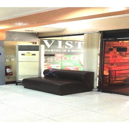 Oyo 817 Vista Apartelle 曼达卢永 外观 照片