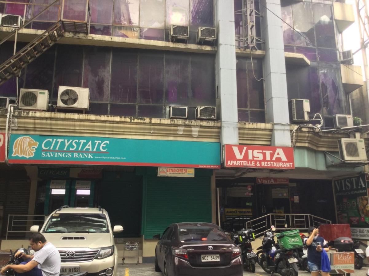 Oyo 817 Vista Apartelle 曼达卢永 外观 照片