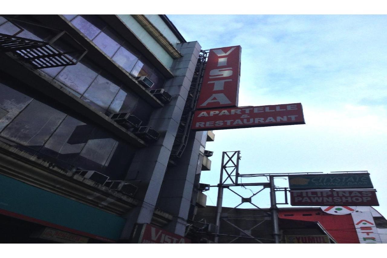 Oyo 817 Vista Apartelle 曼达卢永 外观 照片